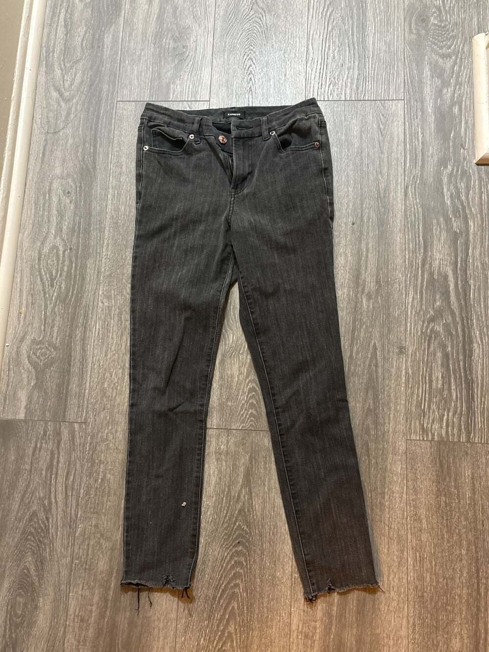 Express Women's Mid Rise Ultra Hyper Stretch Skinny Jeans with Raw Hem